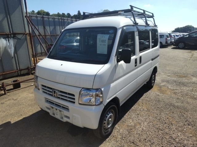 11692 Honda Acty van HH5 2017 г. (LUM Tokyo Nyusatsu)